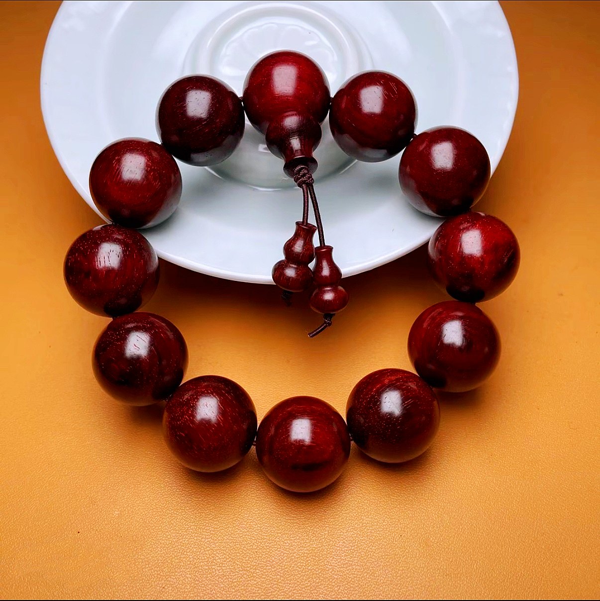 Braccialetto in sandalo rosso indiano Duyi Crafts da 2,0 mm, 12 perline – Legno vecchio ad alta densità di olio, finitura naturale, senza cera e senza colla